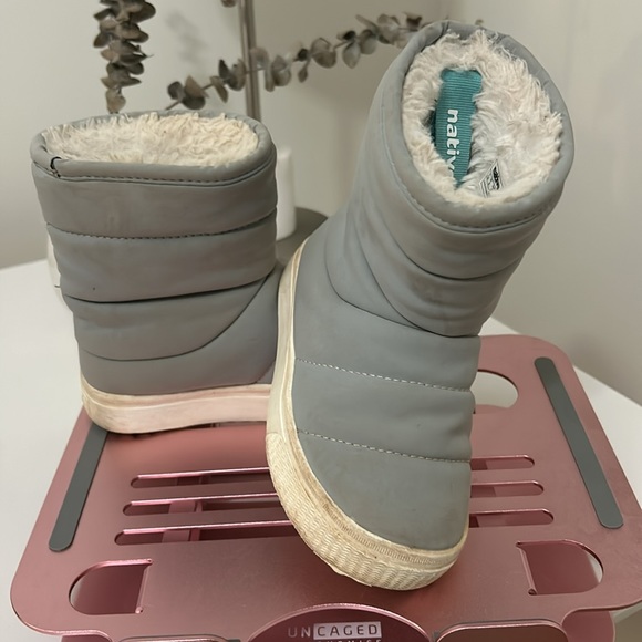 Native Toddler Boots - Picture 3 of 3
